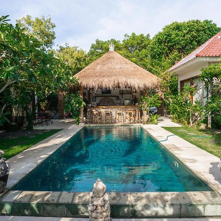 La Kreyiol Panzió Uluwatu Kültér fotó