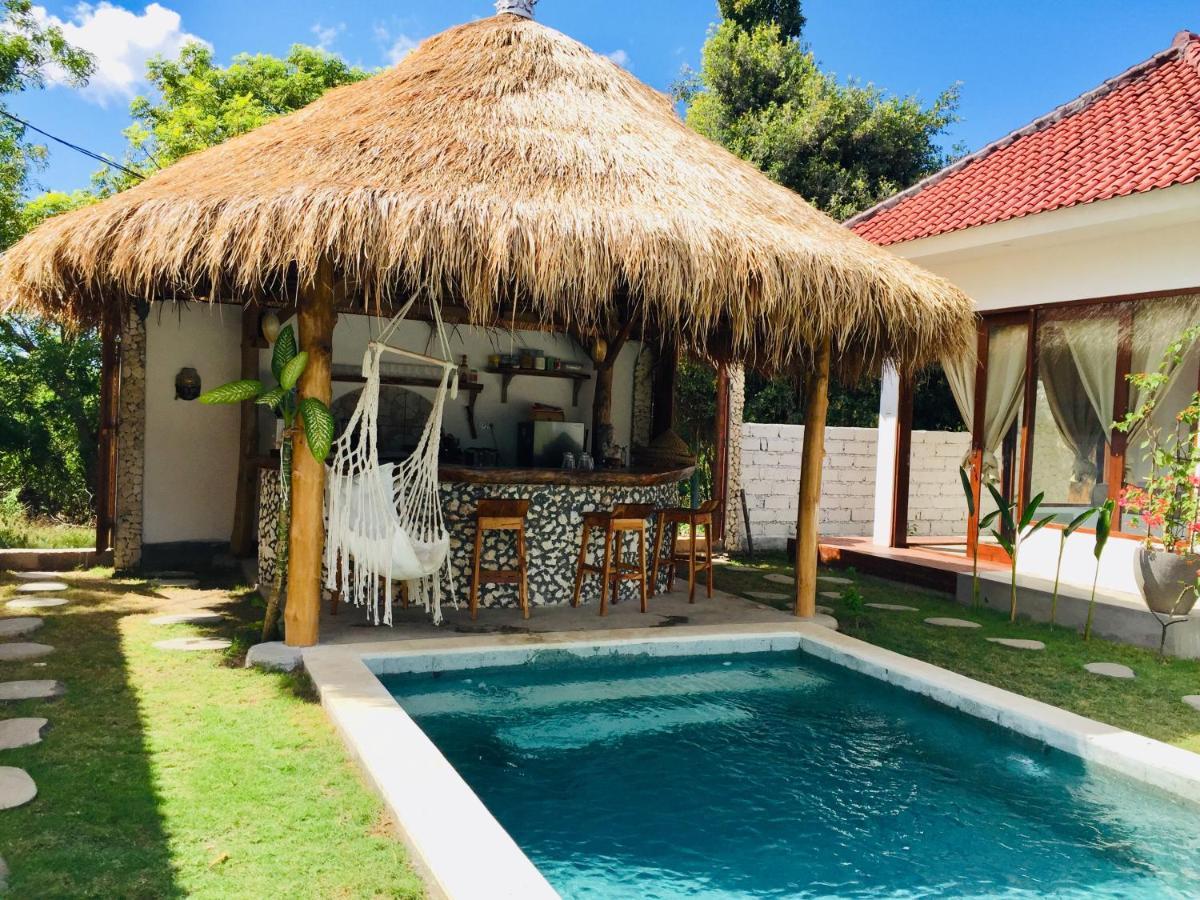 La Kreyiol Panzió Uluwatu Kültér fotó