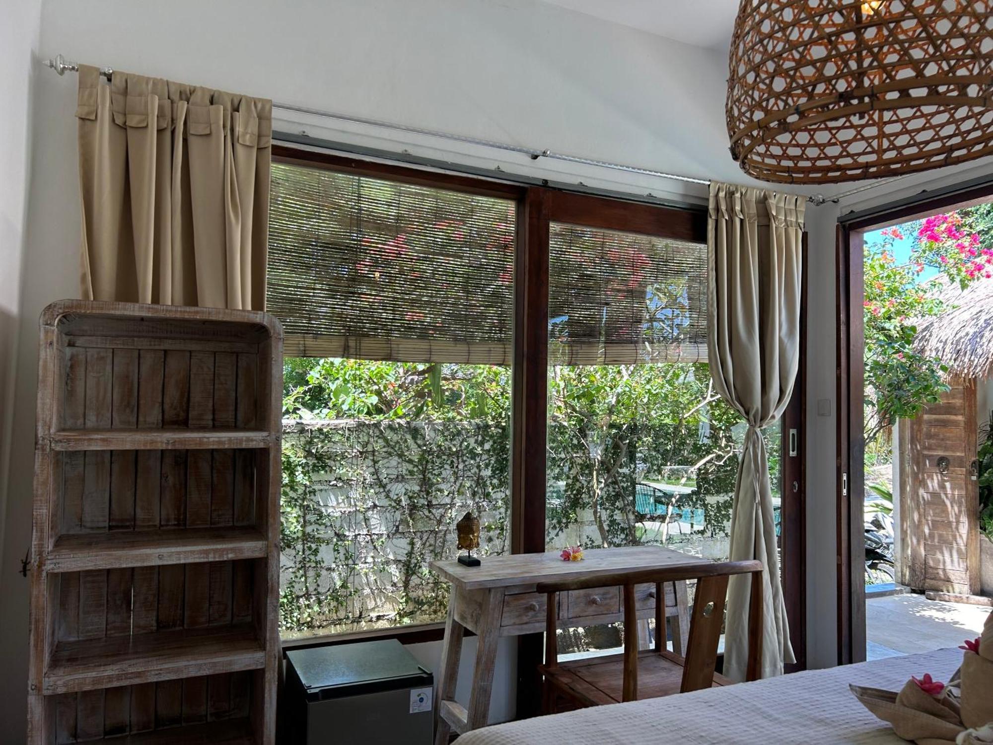 La Kreyiol Panzió Uluwatu Kültér fotó