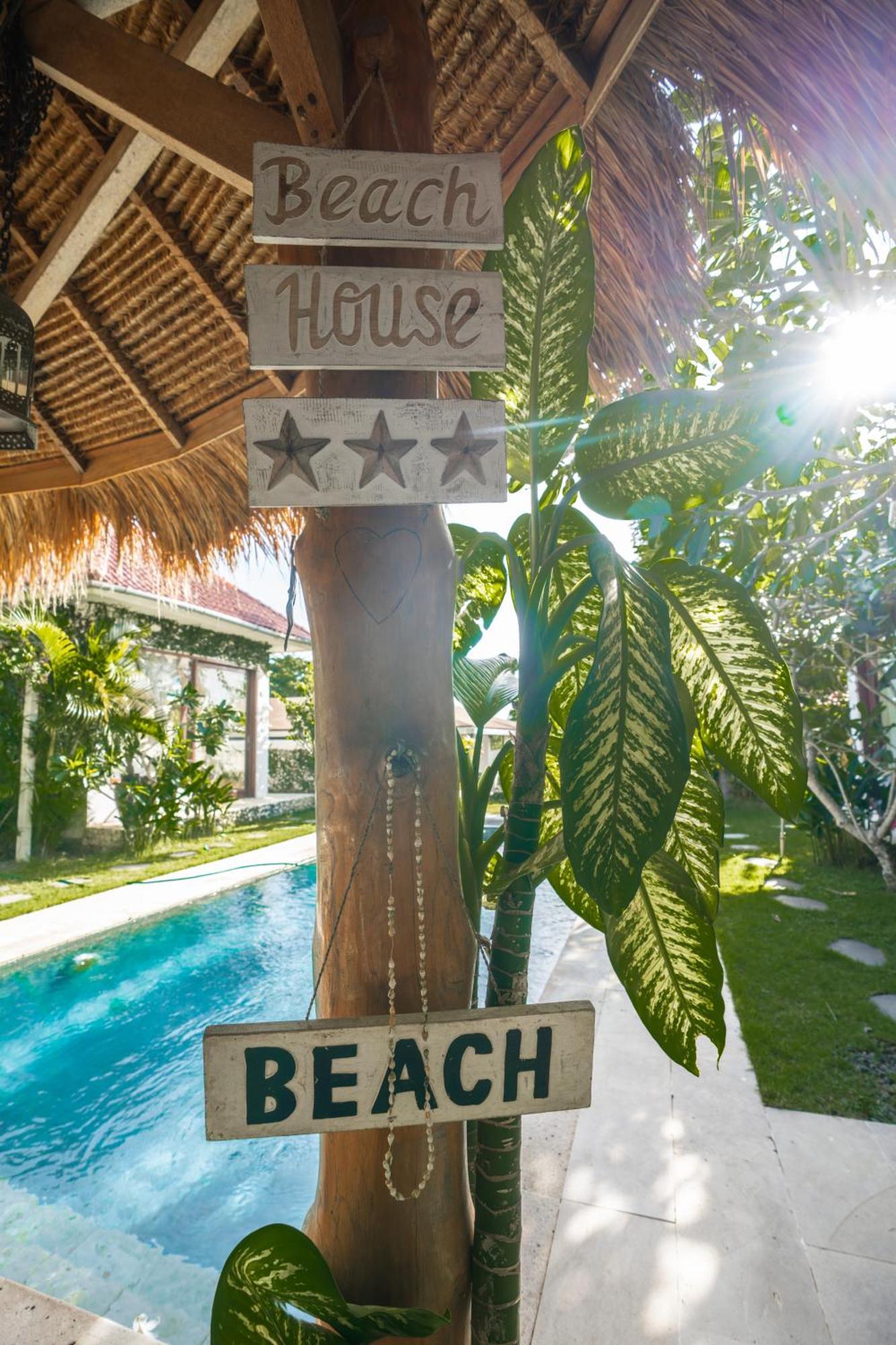 La Kreyiol Panzió Uluwatu Kültér fotó