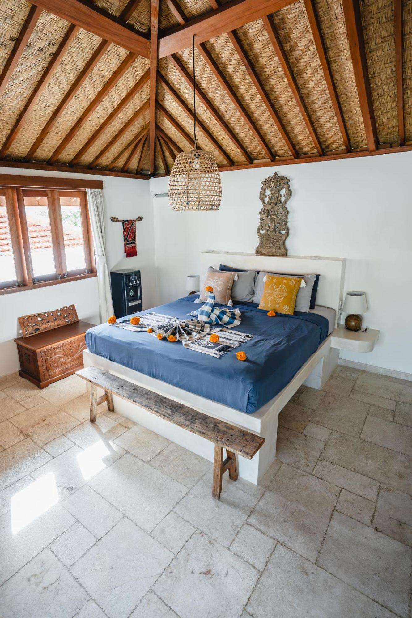 La Kreyiol Panzió Uluwatu Kültér fotó